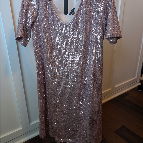 Ann Taylor Sparkling Rose Gold Sequin Midi Dress - Picture 1 of 3